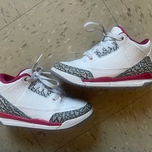 I’m excellent condition just need to wipe down which I am not doing